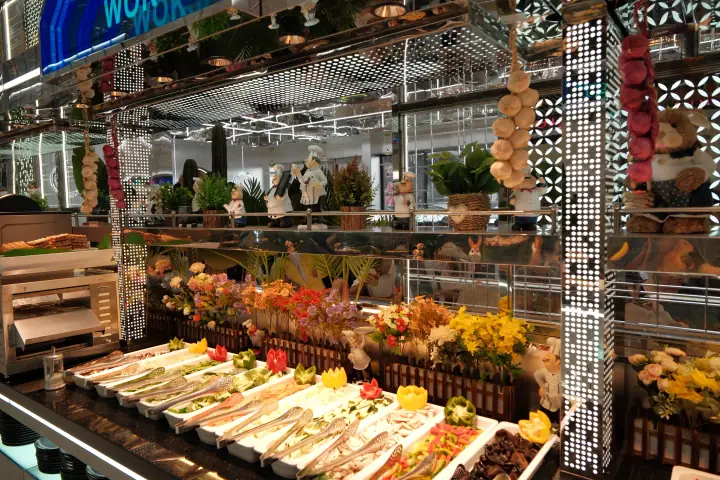 Buffet varié du restaurant